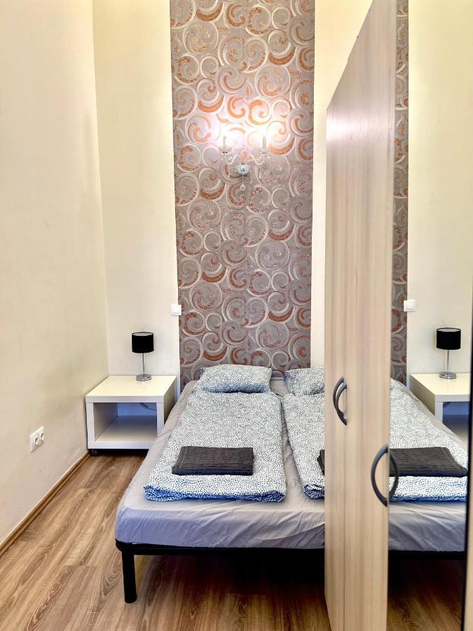 F14 By Small Appartement