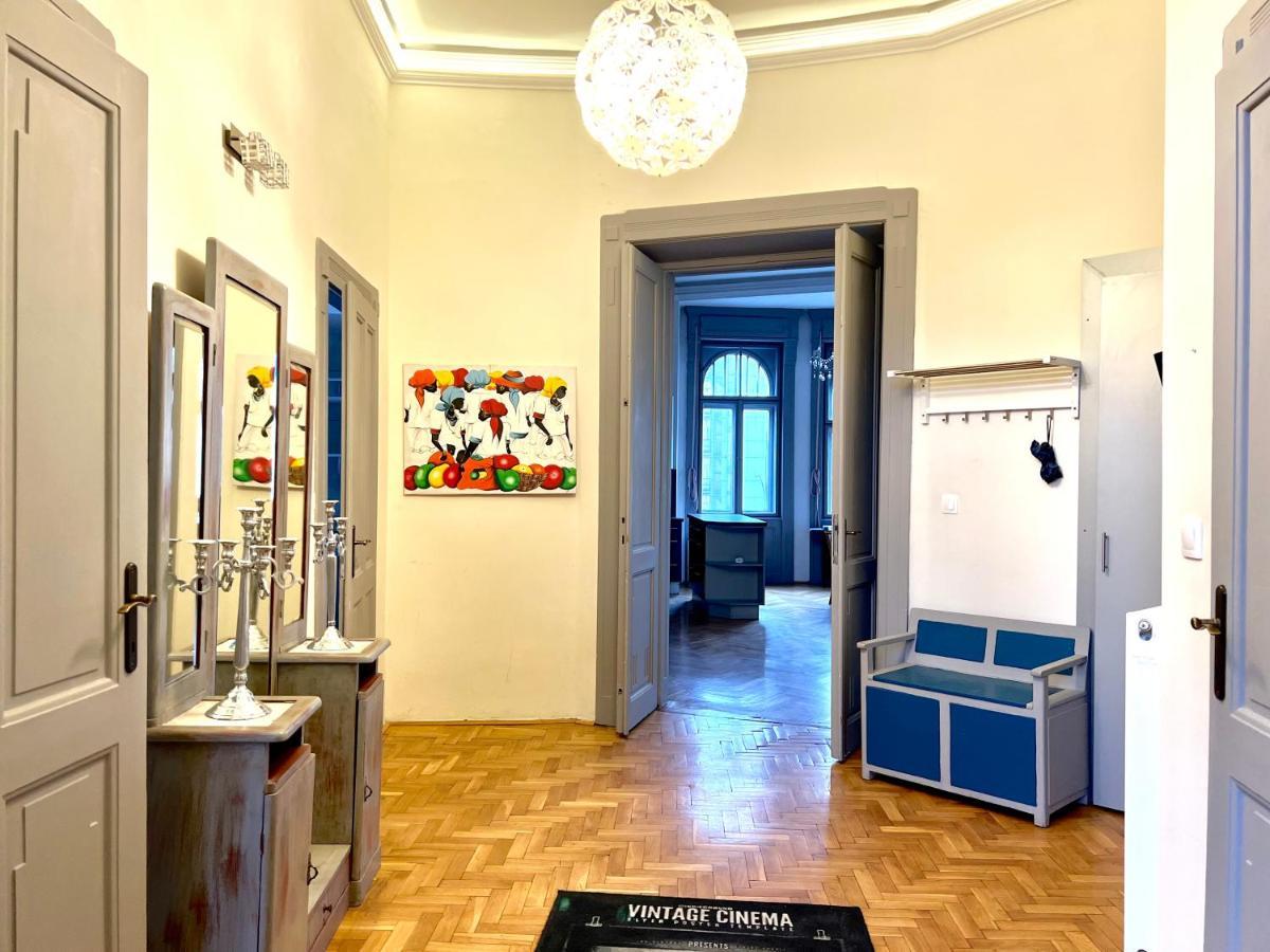 F14 By Small * Budapest