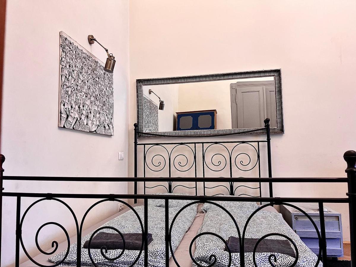 Apartmán F14 By Small Budapešť